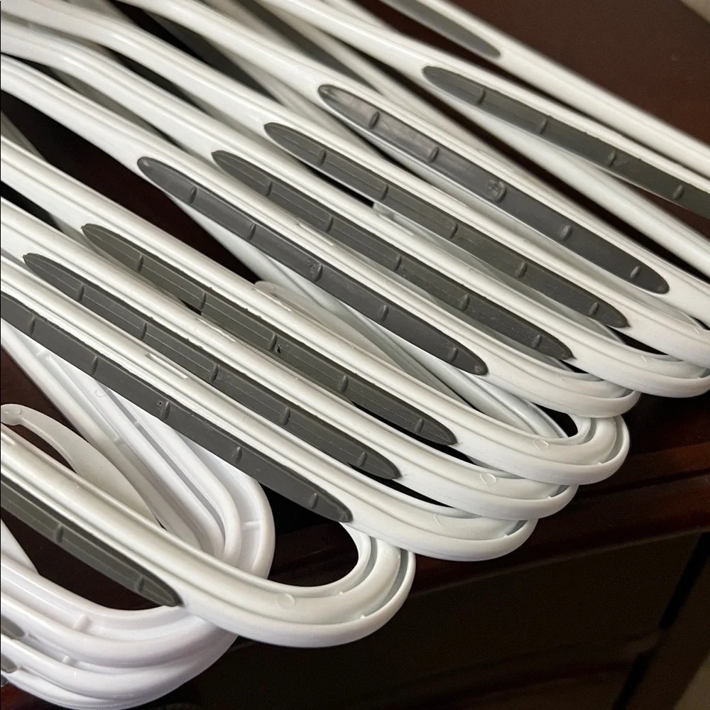 Grippy Clothes Hangers (set of 12)